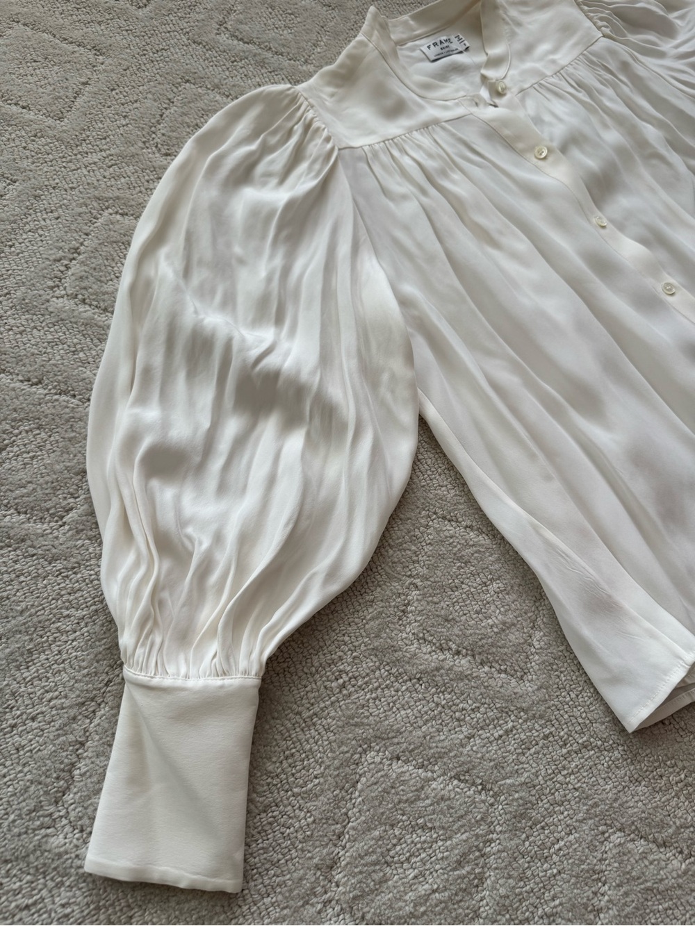 Frame Denim Ivory Pleated Band-Collar Button-Down Chloe Silk Blouse/ S/ NWT - Picture 12 of 14